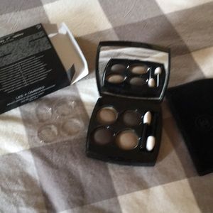 Chanel Les 4 Ombres 322 Blurry Grey
